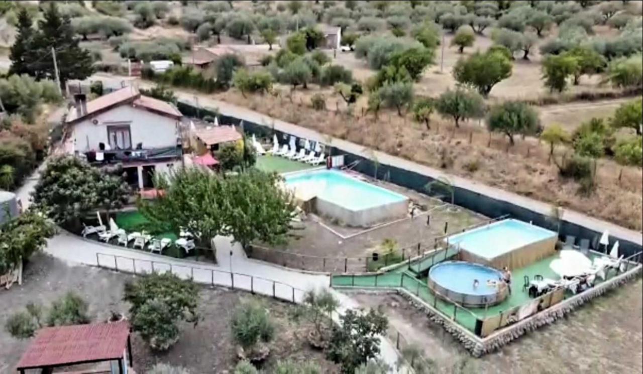 Villa Parco Morello Piano Terra Villarosa Екстериор снимка